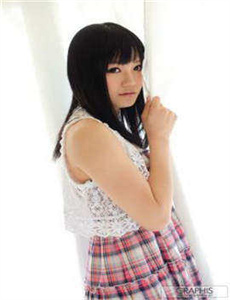《赛马女孩》
